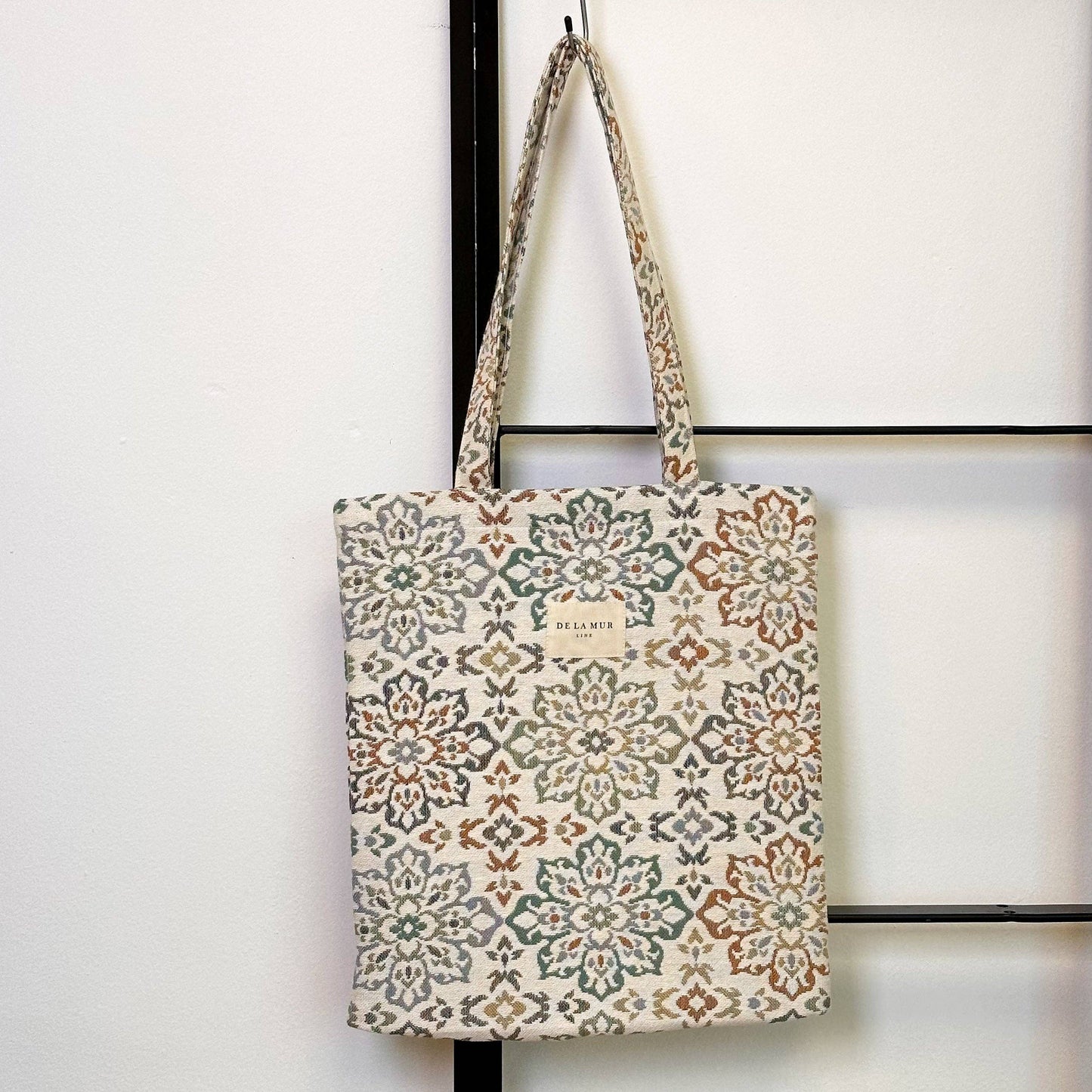 Mari Small Bag