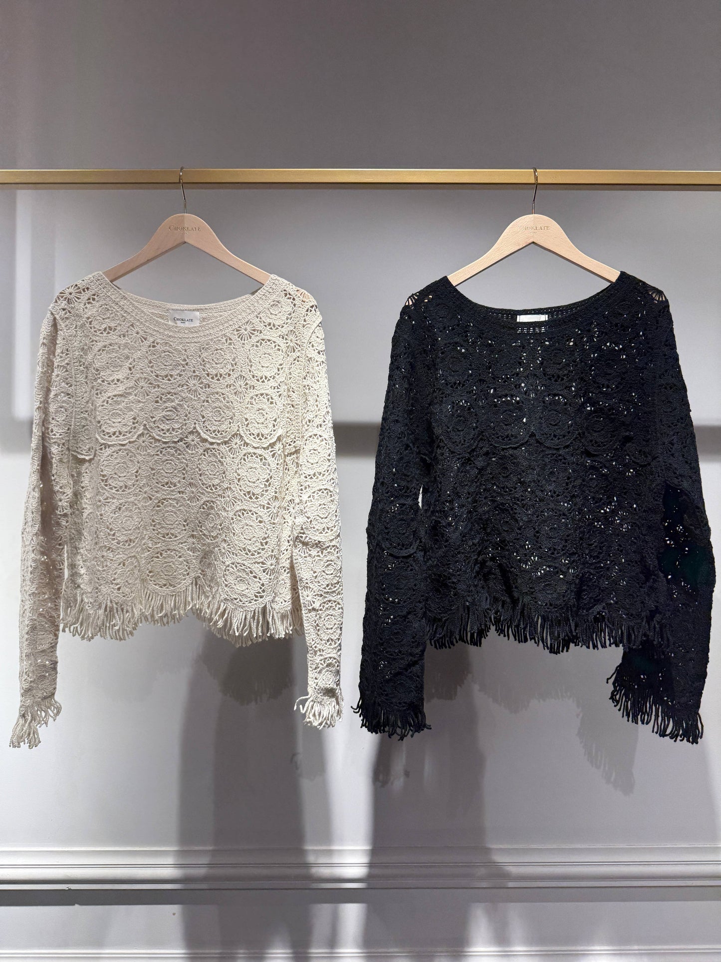 Virkat topp med fransar -