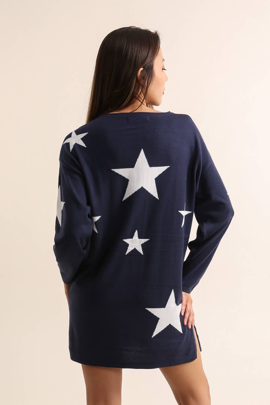 Stickad klänning/långtröja med stjärnmönster