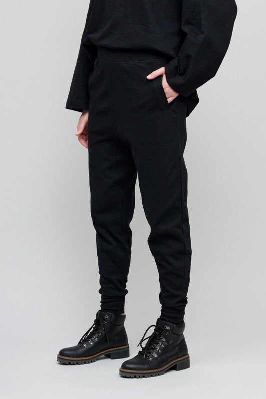 Skye sweatpants i svart med mönstrad väv och dekorativ sömnad