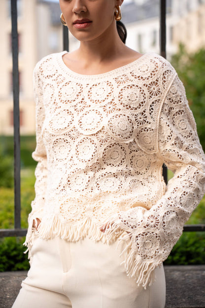 Virkat topp med fransar -