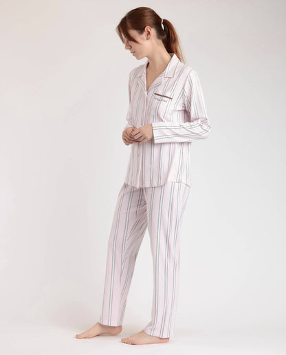 Magic Time pyjamas med knappar